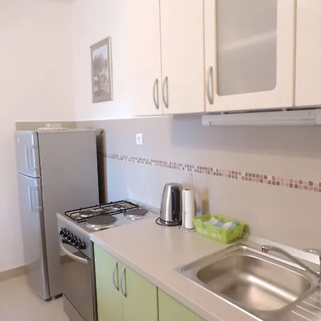 Apartman Pera *