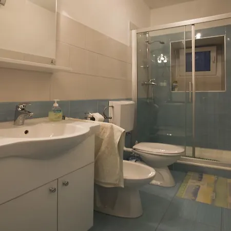Apartman Pera *