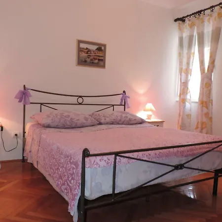 Apartman Pera *